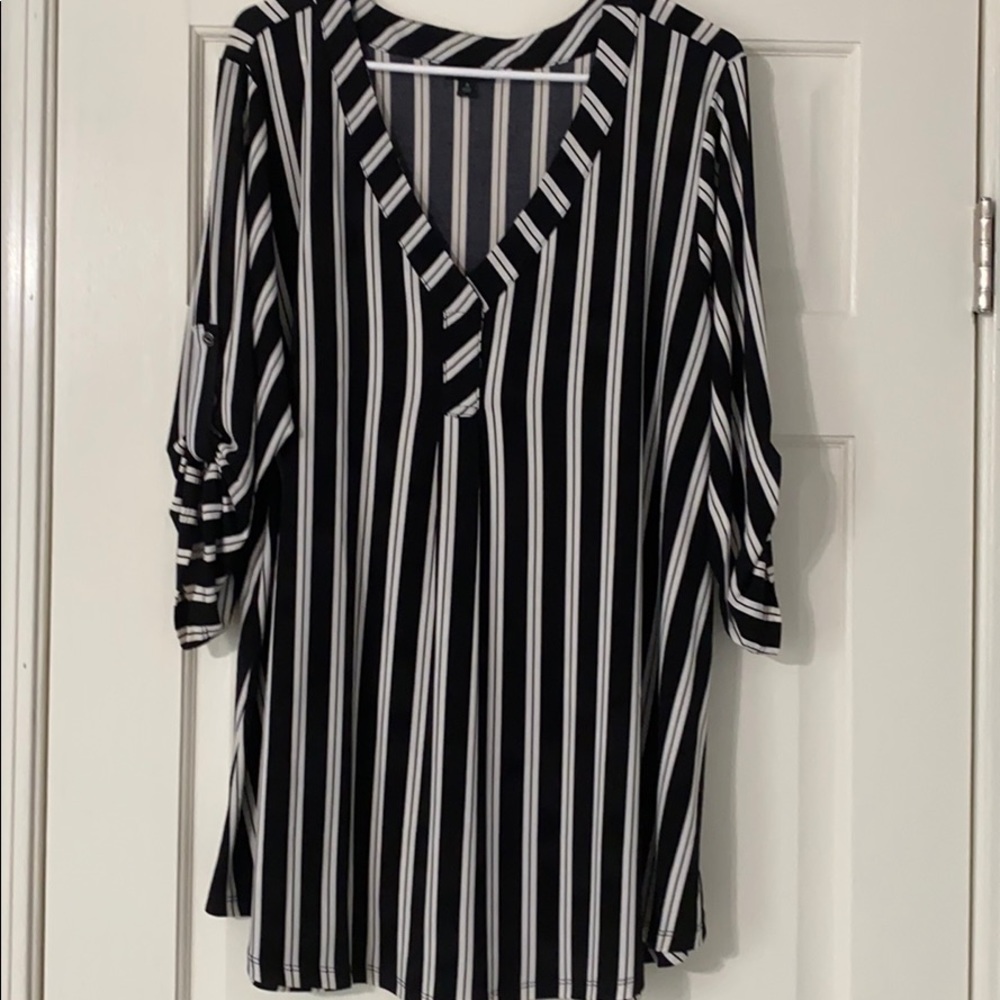 1/4 sleeve shirt